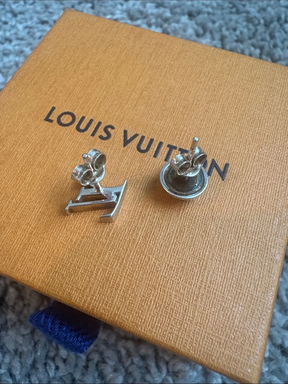 Louis Vuitton louis vuitton